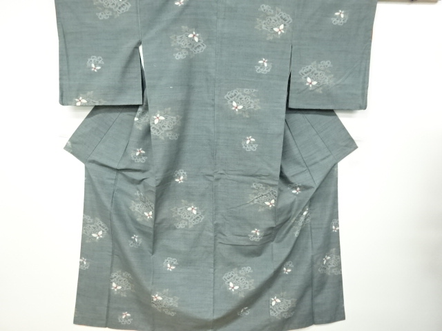アンティーク　牡丹に蝶模様織出し手織り真綿紬着物